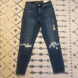 American Eagle high rise mom jeans 2